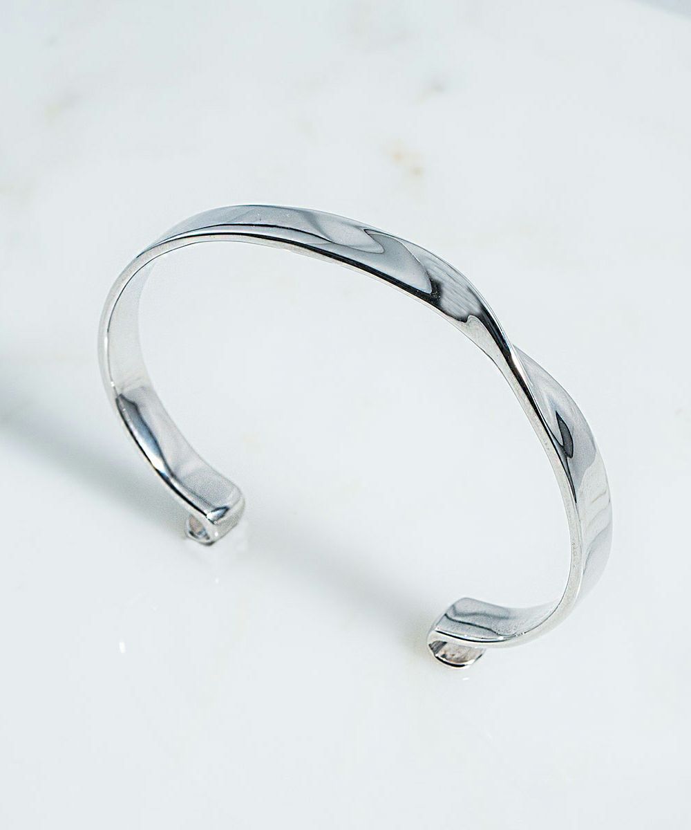 MATOW マトウ SHIKI TWIST BANGLE / SILVER レディース 腕時計